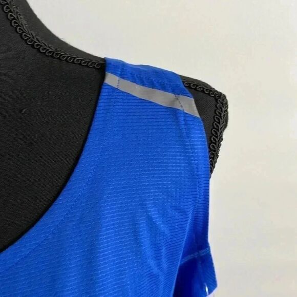 NWT Marika Blue and silver Infinity Singlet - Picture 4 of 8